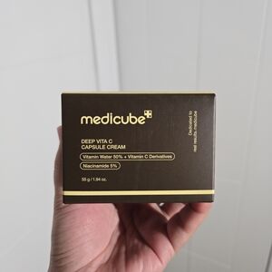 Medicube Deep Vita C Capsule Cream